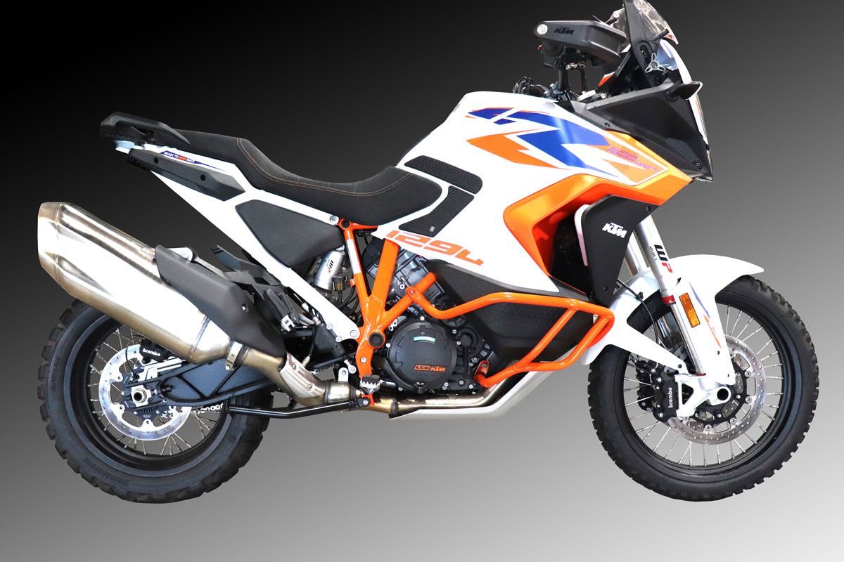 TechSpec Tank Grip Pads for the KTM 1290 Super Adventure R / S (2021+) TechSpec Tank Grip Pads for the KTM 1290 Super Adventure R / S (2021+)